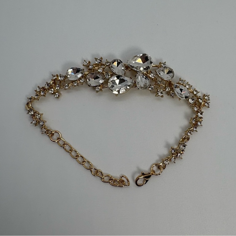 Clear Crystal Rhinestone Teardrop Bridal Party Silver Tone Bracelet